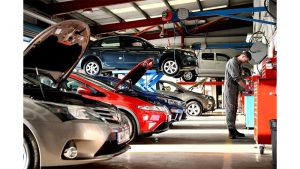 چگونه فروشنده مناسب برای خرید گیربکس اتومات پیدا کنیم؟